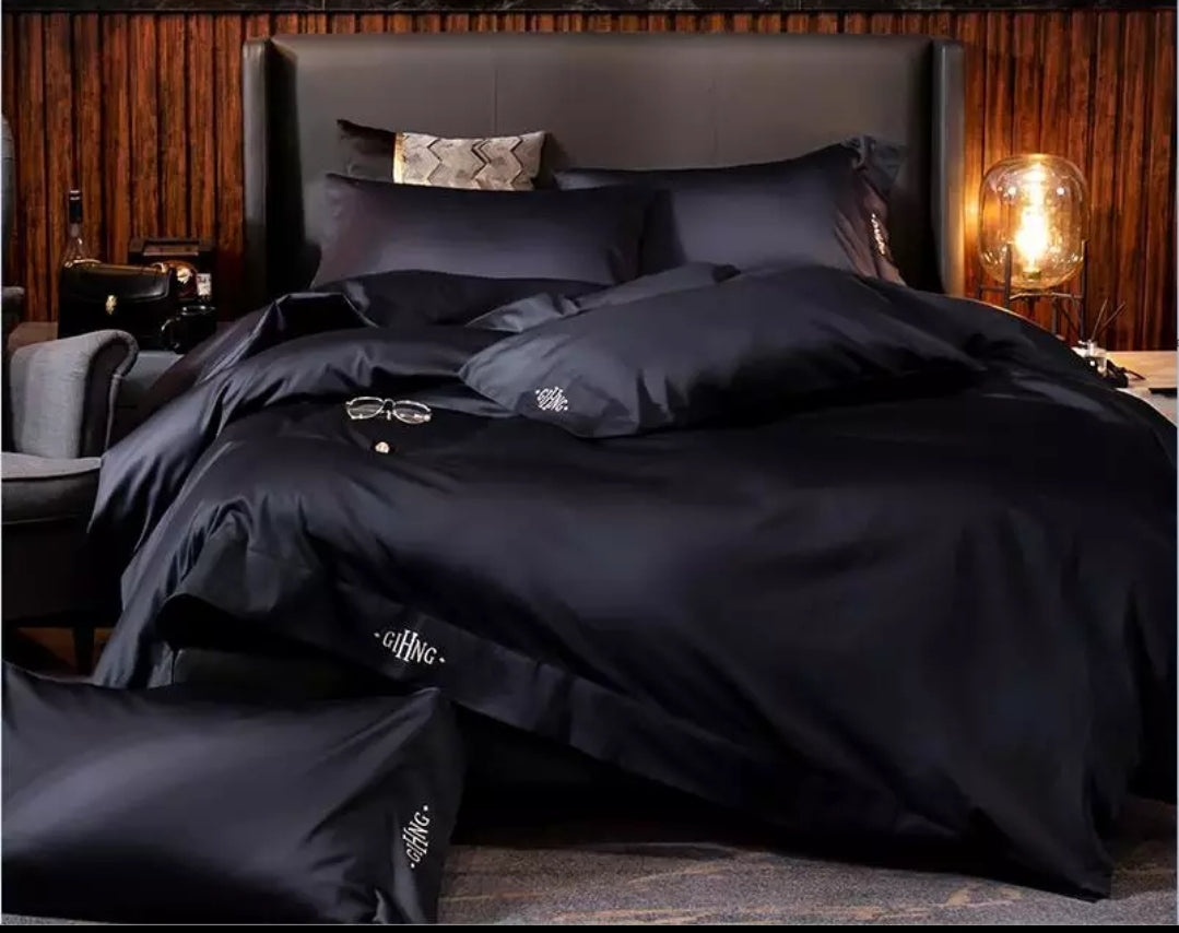 La'Mara Quilt Cover
