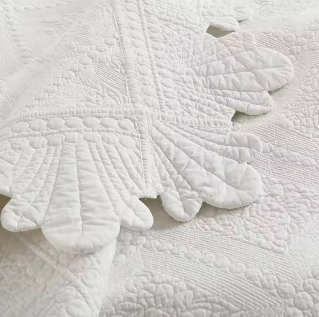 Eden Bedspread (Coverlet)