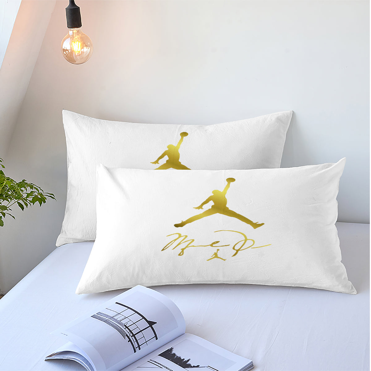 Jump Flight White Quilt Cover