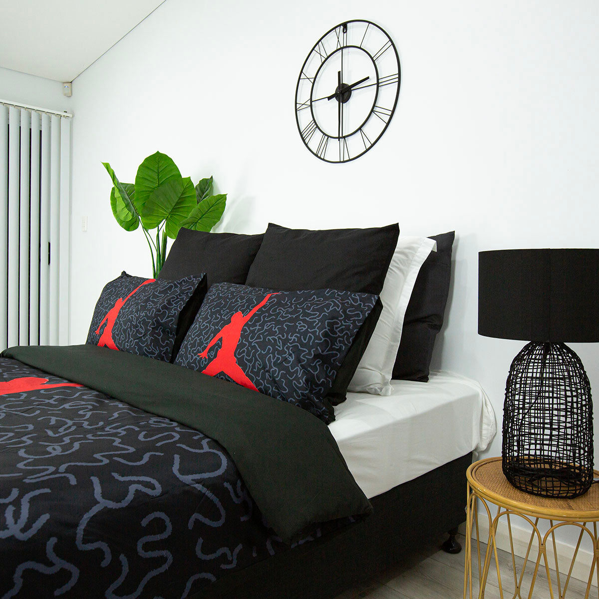 Jump Grey Quilt Cover