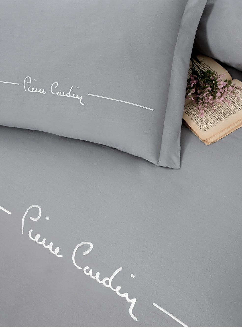 Pierre Cardin Gray Set