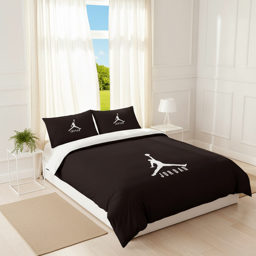JUMP BLACK QUILT COVER