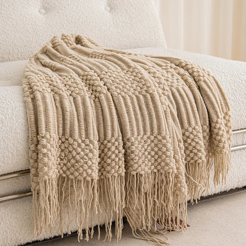 Chunky Knit Throw with Tassels