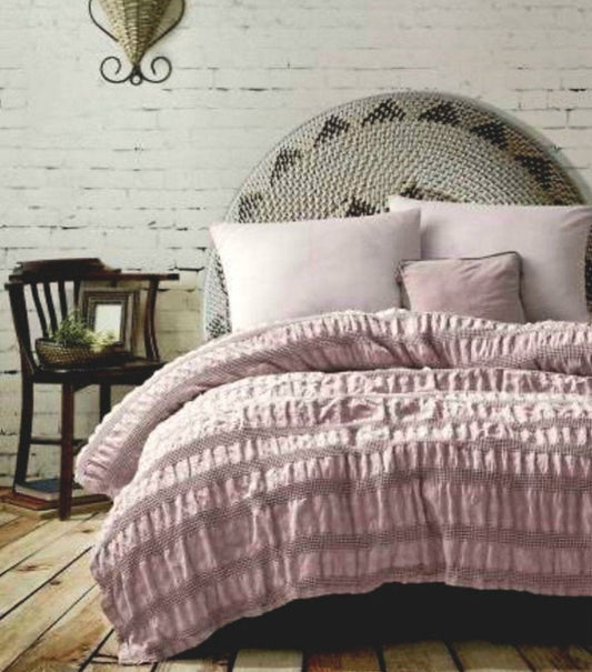 Sahra Pink Bedspread