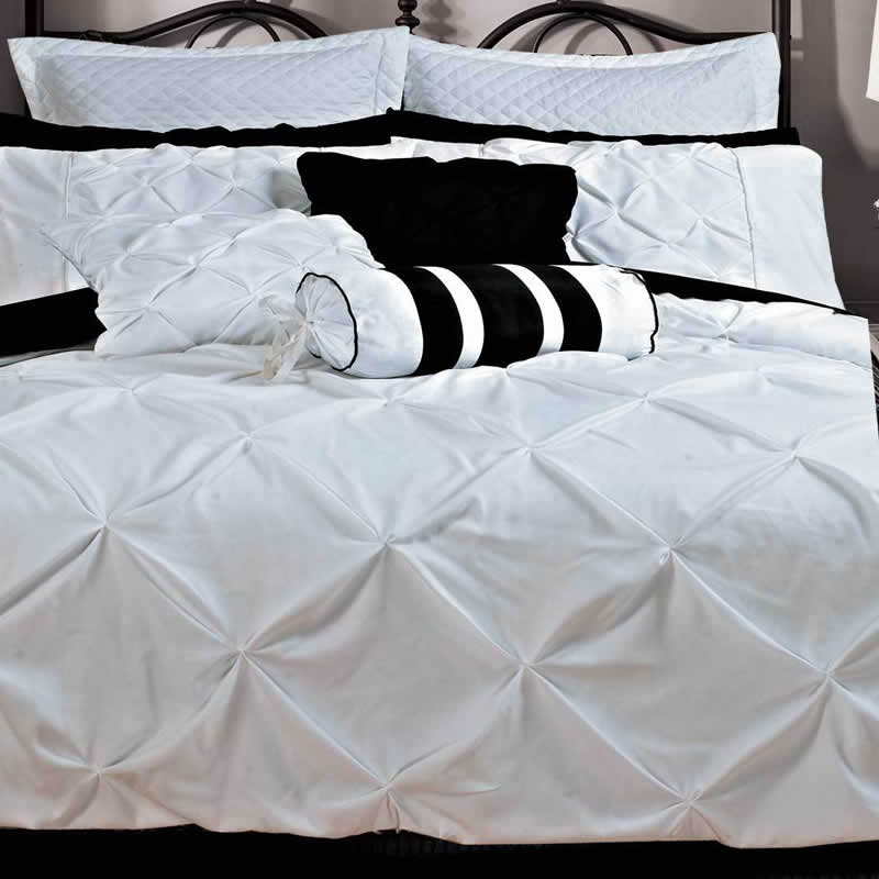 White Frill Quilt Cover
